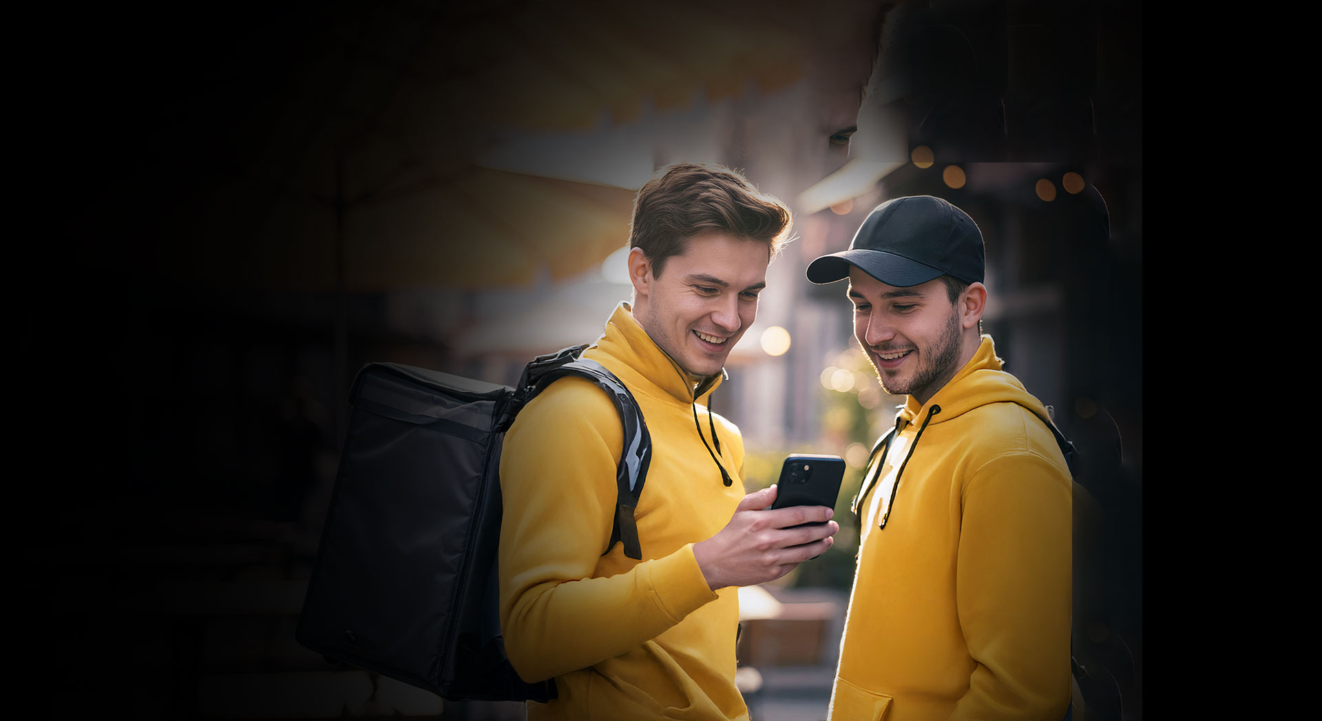 Zatrudniamy nie oceniamy – rozpocznij pracę z najlepszymi: kurierzy Glovo podczas dostawy