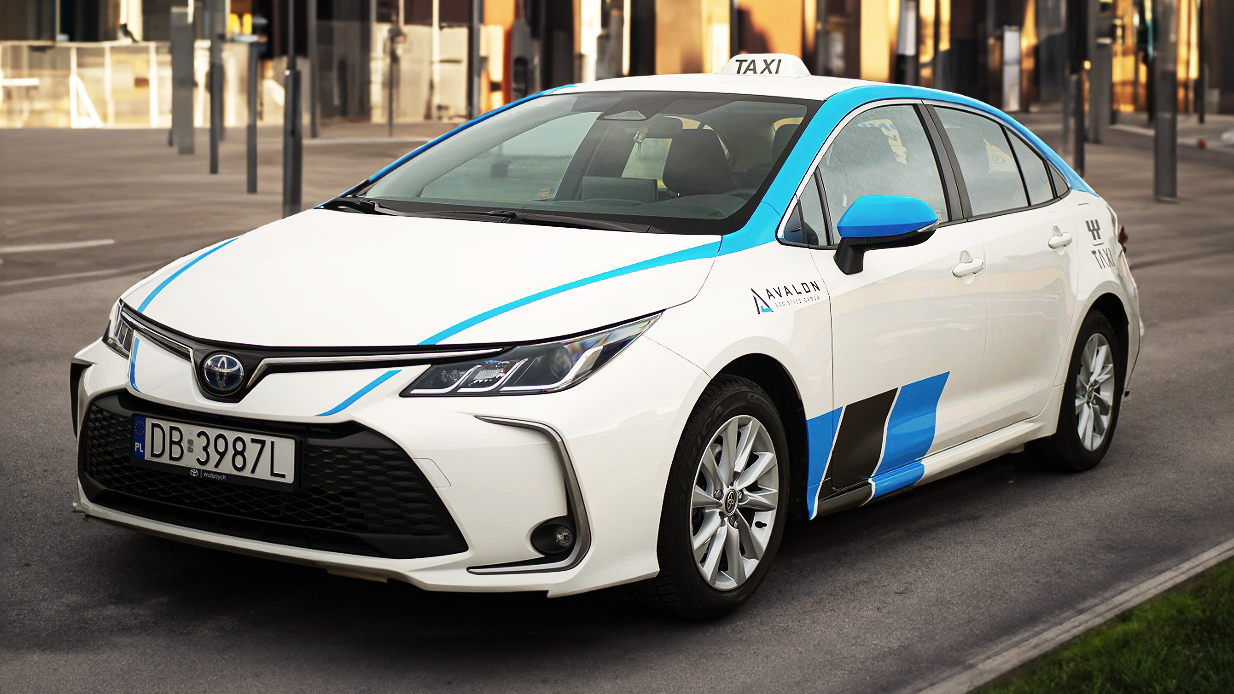Аренда автомобиля для TAXI: Toyota Corolla