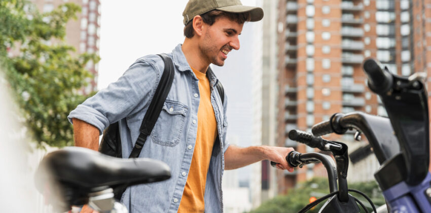 Czy można jeździć rowerem po chodniku?