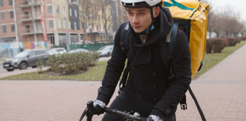 Czy kask rowerowy jest obowiązkowy?